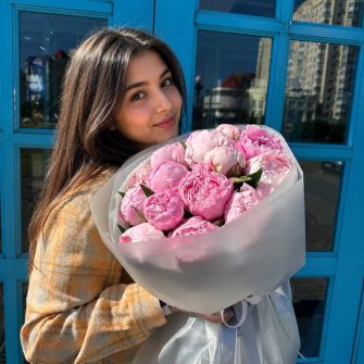 Bouquet of 15 Peonies