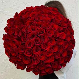 Букет 51 троянда Фрідом