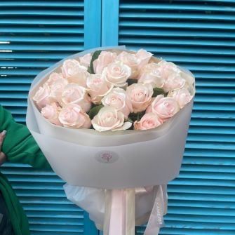 Букет 25 троянд Помароса