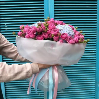 Букет з гортензією і трояндою Місті Бабблз