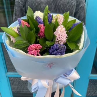 Букет-комплимент с гиацинтами "Акварель"