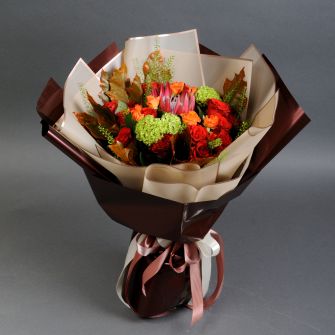 Bouquet with Protea "San Remo"
