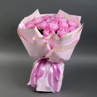 Bouquet of 15 raspberry peonies