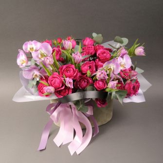 Composition "Petal Kiss"