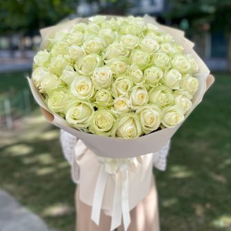 Букет из 45 роз Аваланч