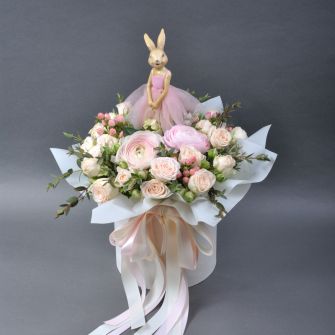 Composition "Miss Rabbit"