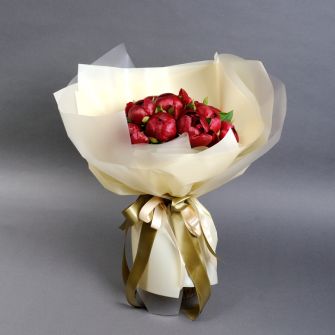 Букет бордовых пионов "Бургунди"