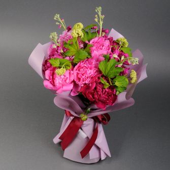Bouquet with peonies Barbara