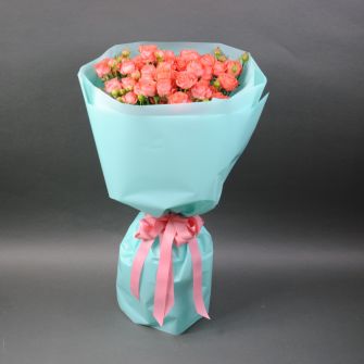 Bouquet of 9 roses Bon-Bon spray