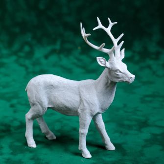 Статуэтка Олень