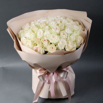 Bouquet of 51 white roses White Ohara