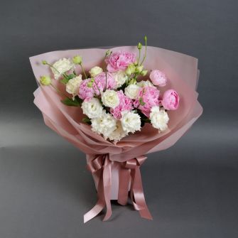 Букет пион и эустом