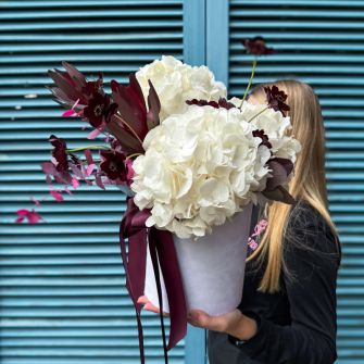 Arrangement "Day and Night"