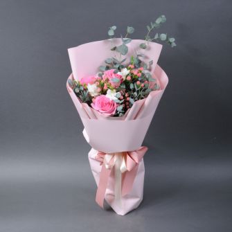 Bouquet of 3 pink roses Mandala