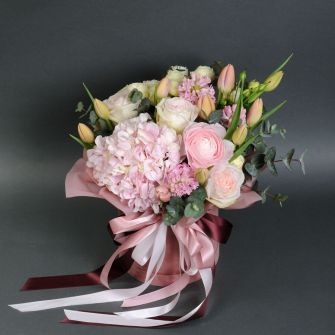 Composition "Spring Blush"