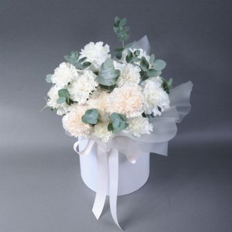 Composition "White Carnations"