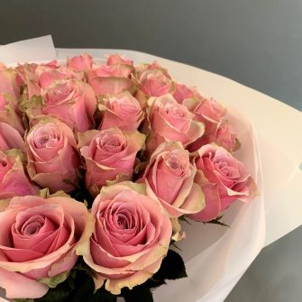 Bouquet of 25 roses Athena