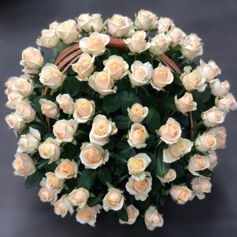 Basket of roses Peach Avalanche