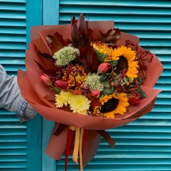 Autumn bouquet with sunflowers and chrysanthemums