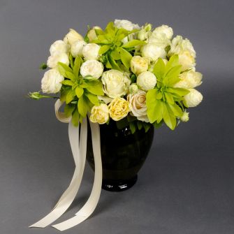 Bouquet "Chantal" in a vase