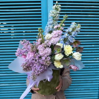 Arrangement "Spring extravaganza"