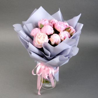 Bouquet of Dutch peonies