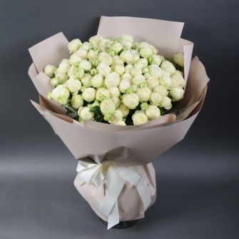 Букет из 15 роз Сноу Волд