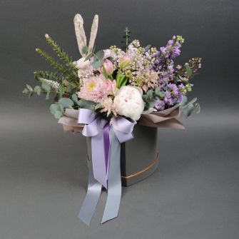 Composition "Bunny's Easter Garden"