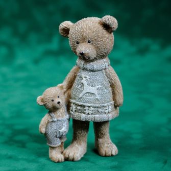 Статуетка ведмедики у блакитному светрі (стоячі)