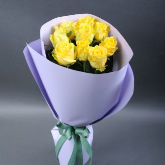 Bouquet of 9 Penny Lane Roses