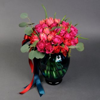 Bouquet "Rosalie" in a vase