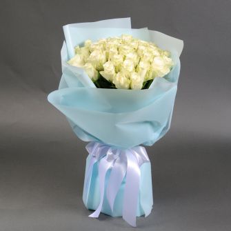 Bouquet of 25 roses Athena white