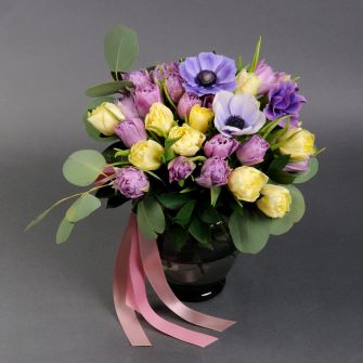 Bouquet "Genevieve" in a vase