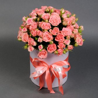 Pink Vanessa roses in a box