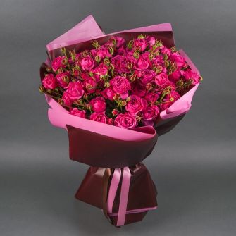 Букет із 17 троянд Річ Бабблз