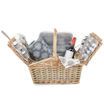 Посуд набір кошик для пікніка "Традиції" на 4 особи