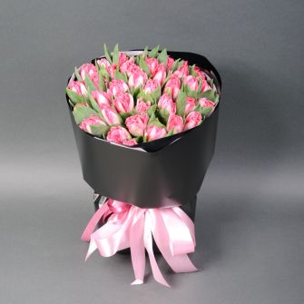 Букет із півоноподібних тюльпанів "Чорний опал"
