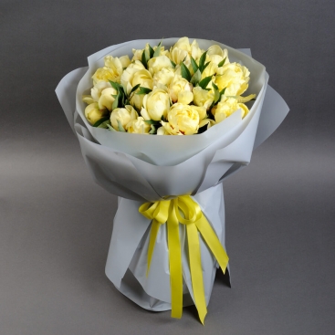 Букет желтых пионов Сицилия