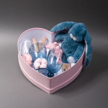 Gift set with glasses and soft toy