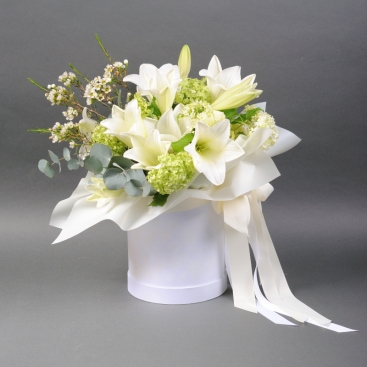 Composition with white lilies