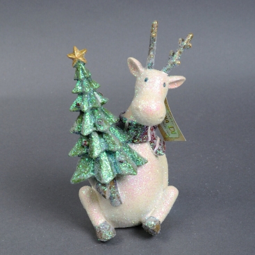 Статуэтка олень с елкой