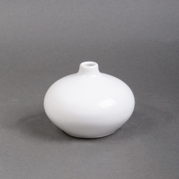 White ceramic vase mini