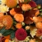 Composition in a hat box with roses Orange Trendsetter - Photo 3