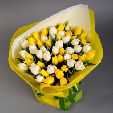 Bouquet of tulips Limoncello