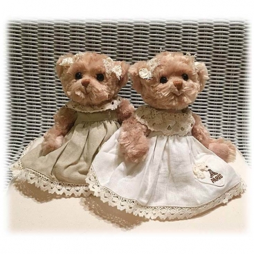 Ведмедик-дівчинка Marianne 25 см