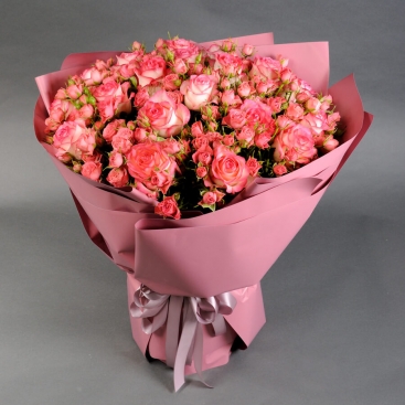 Bouquet of roses Fuchsia