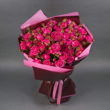 Букет із 19 троянд Річ Бабблз