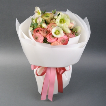 Букет Танок Ранункулюса та Хеліборуса