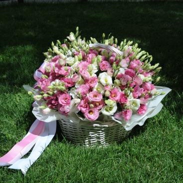 Basket of pink and white eustomas