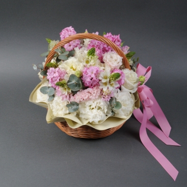 Композиція у кошику Комплімент